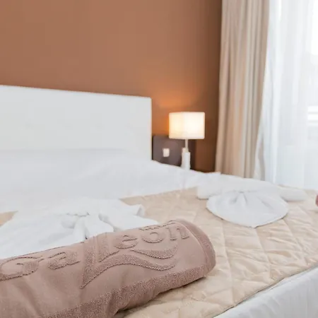 Galeon & Hotel 5*