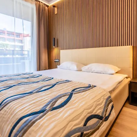 Galeon & Hotel 5*