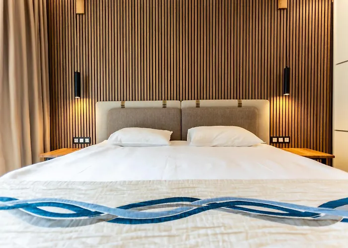 Galeon & Отель Солнечный берег