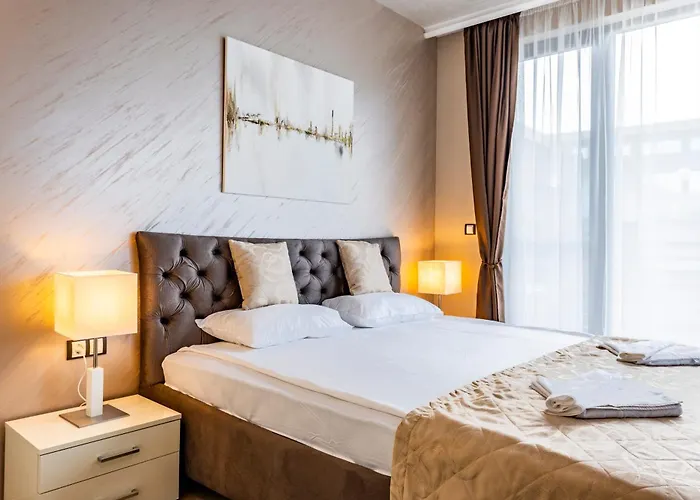 갈레온 레지던스&스파 호텔 5*